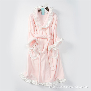 Factory Price Female Lace Comfortable Heated Coral Fleece Bathrobe